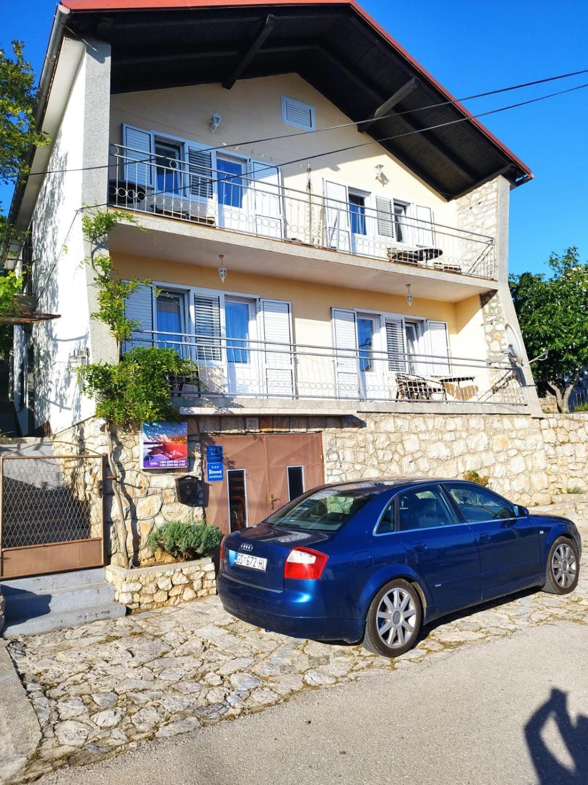 Apartmans Martha Karlobag Ngoại thất bức ảnh